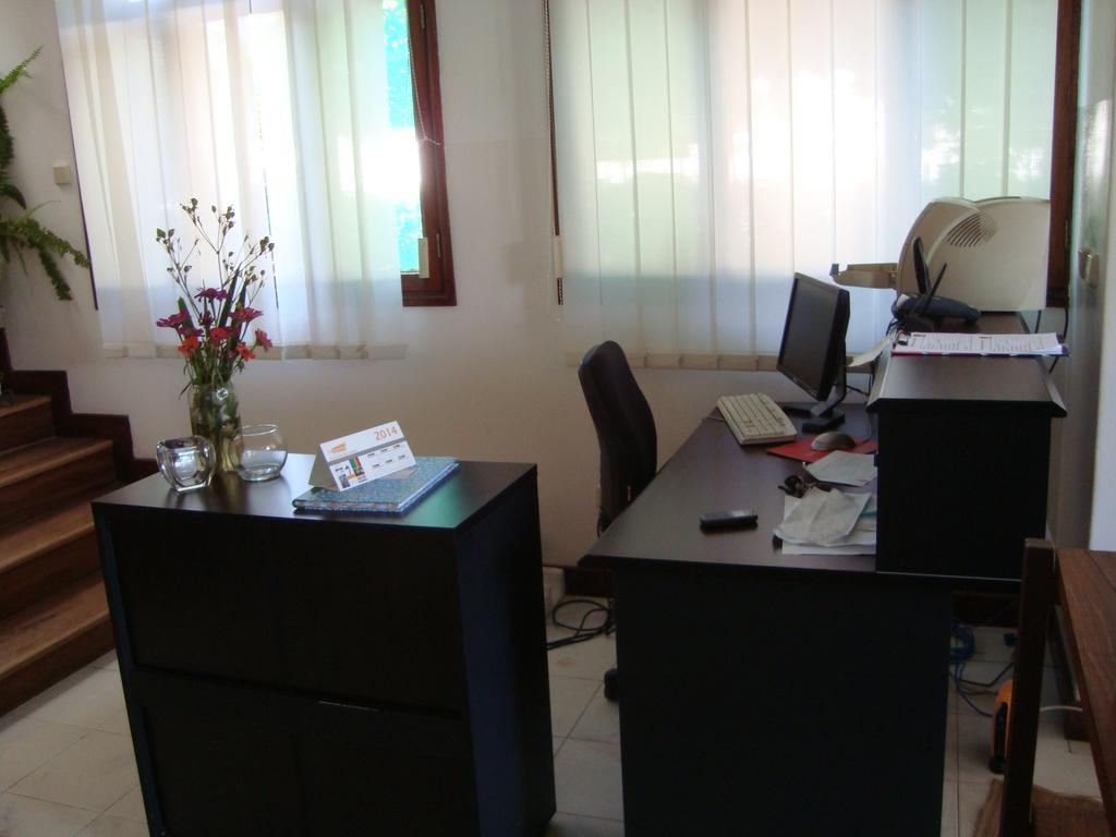 Marumadi Planeta Mocambique S. Vincente de Paulo Buitenkant foto