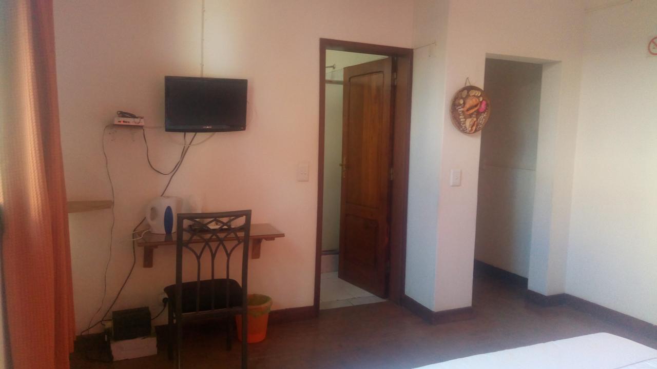 Marumadi Planeta Mocambique S. Vincente de Paulo Buitenkant foto